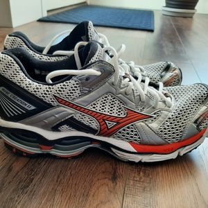 Mizuno Wave Creation 11 mens 13